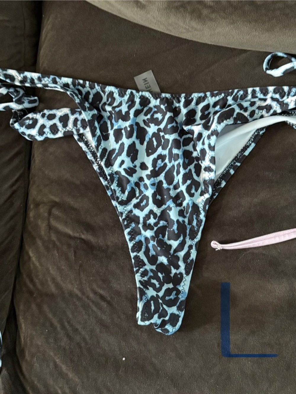 Swimsuits - Picture 5 of 5